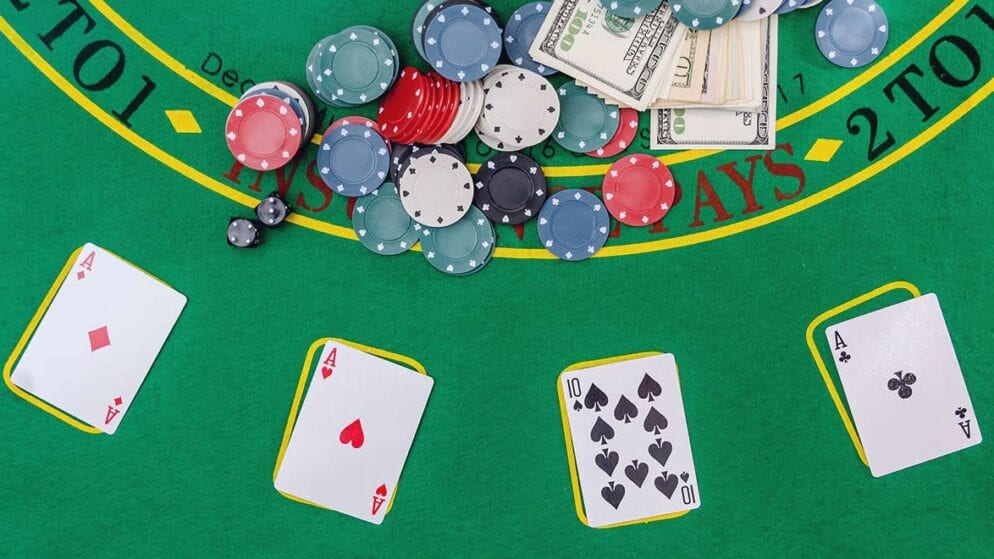10 Reasons to Play Live Online Blackjack Now!